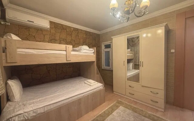 Апартаменты 2BR Apt 3 AC Balcony 5 Min to Metro