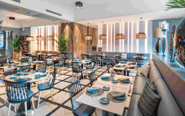 Отель Salles Pere IV Hotel