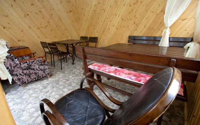 Tri Sestry Guest House