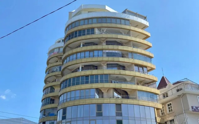 Апартаменты в центре города на берегу моря