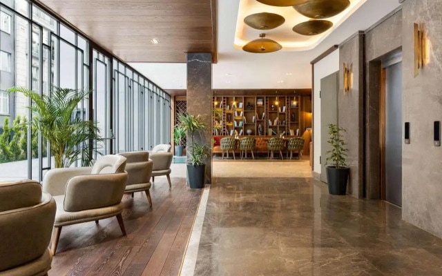 Days Inn By Wyndham Istanbul Bomonti