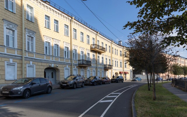 Квартира в Тихом Центре на Канале Грибоедова