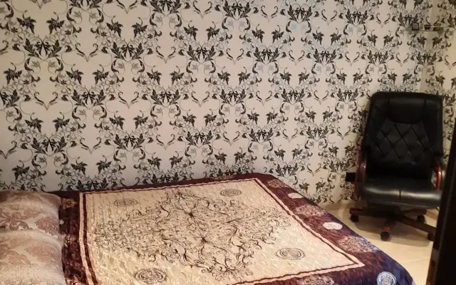 Квартира 2-х комнатная с выходом в сад