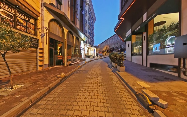 Отель Antik Istanbul