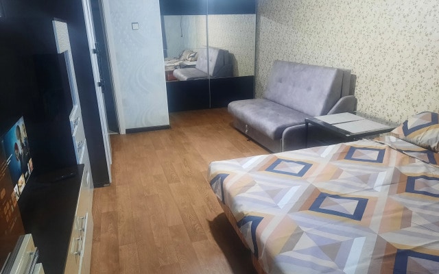 Квартира у метро у Чаши