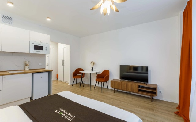 Квартира Inndays Apartments на Колом 5