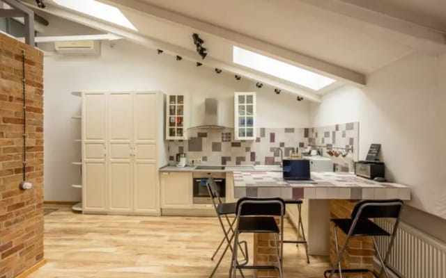 Apartments Лофт с Белым Камином