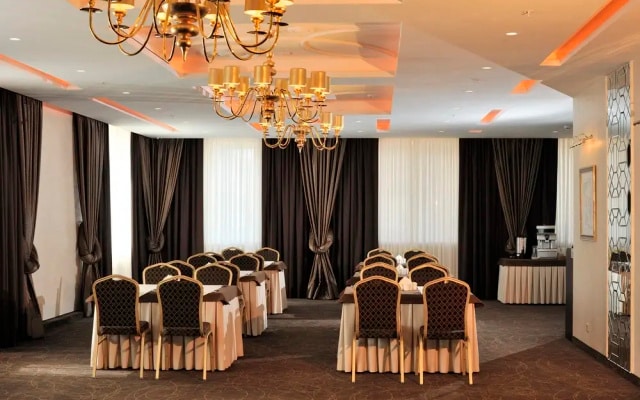 Отель Art HOTEL