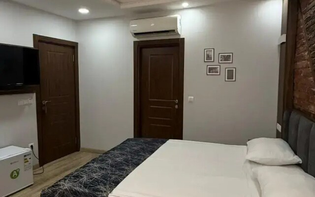 Отель Han Suite
