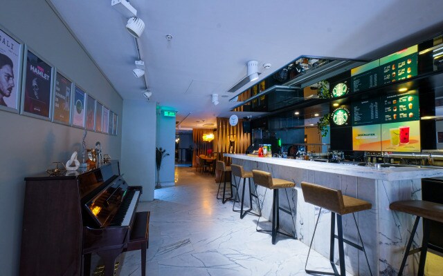 Endless Art Hotel