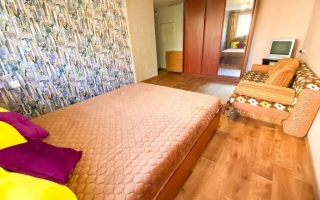 Квартира на Антонова, 4
