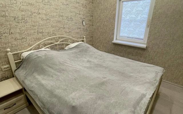 Crystal Private House