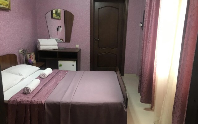 Tri Bogatyirya Guest House