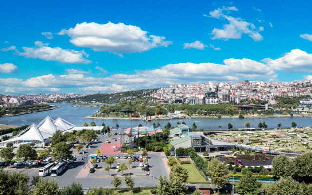 Отель Arise Golden Horn