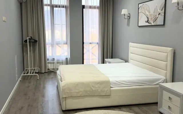 Квартира Огромная квартира с двумя спальнями и детской