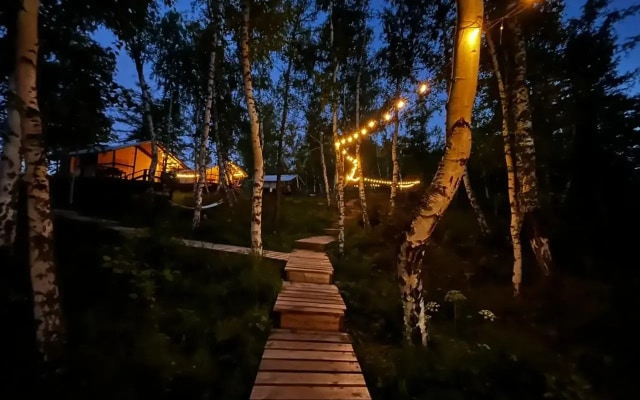 Глэмпинг Наедине