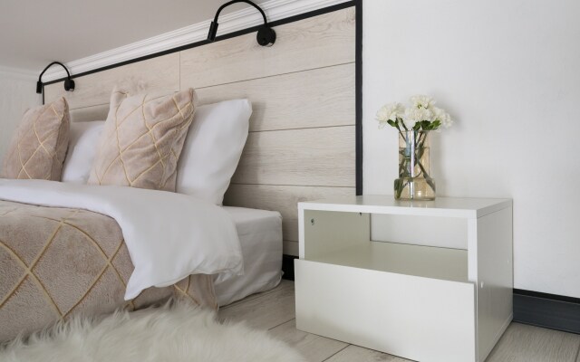 Квартира Teplo Apartments 2-х Этажная в Центре
