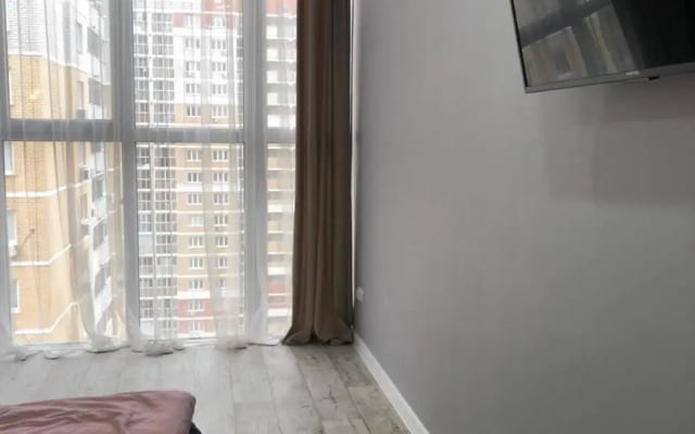 Квартира с Панорамными Окнами на Елeцком