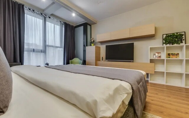 Апартаменты Комфорт с Видом на Город Business Apartments