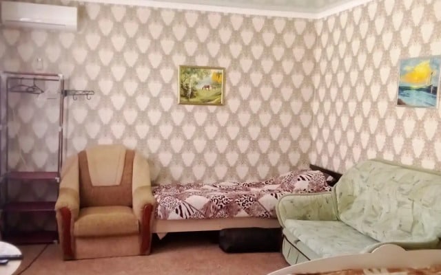 Гостевой Lом Домик в Бугазе