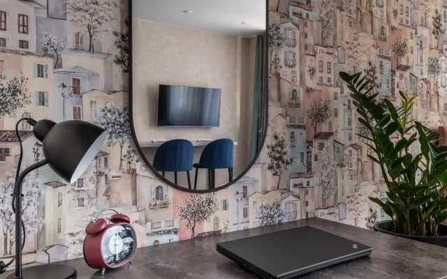 Квартира Студия Яркая