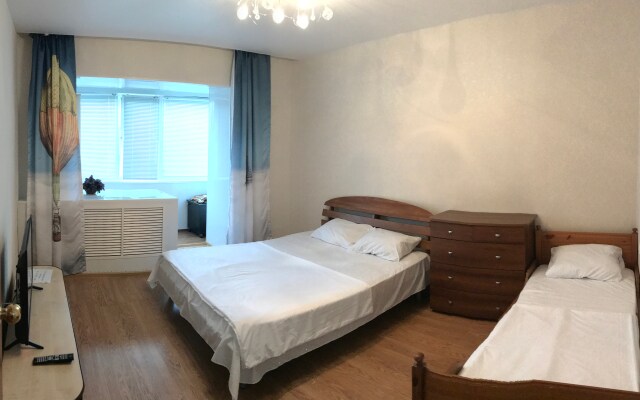 Апартаменты Like home Мирный 7/2