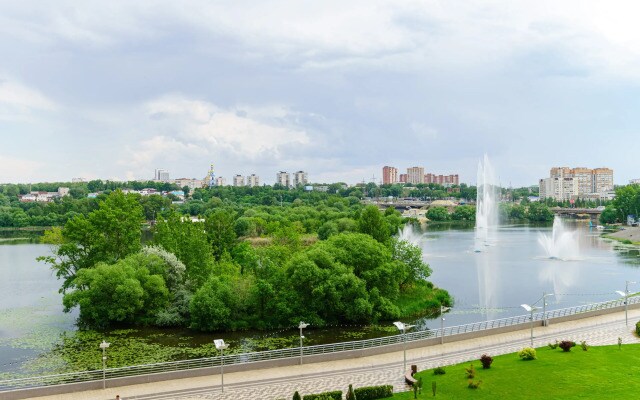Квартира Видовая с панорамными окнами на Набережной реки