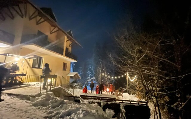 Sauluk Hotel