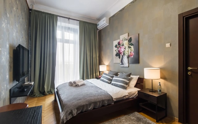 Квартира GM Apartments Четверка в Доме на Набережной у Кремля