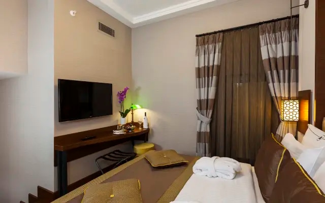 Manesol Galata Boutique Hotel