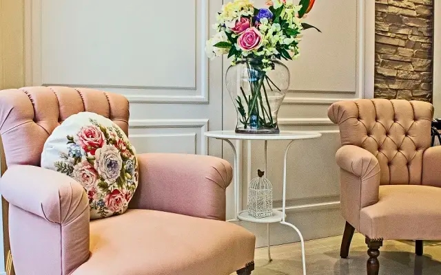 Mr. Bird Boutique Hotel