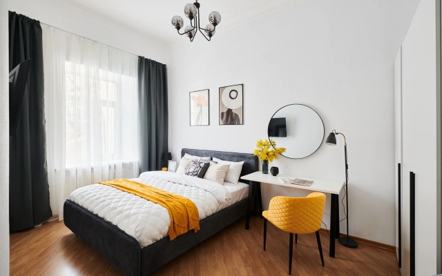 Квартира GM Apartments Яркая Трехкомнатная у Красной Площади