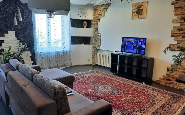 Квартира на площади Максима Горького 2