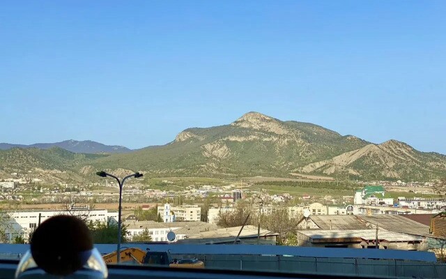 Квартира на Серном Переулке 12А