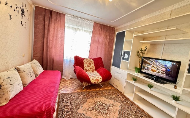 Квартира на Проспекте Врача Сурова 1