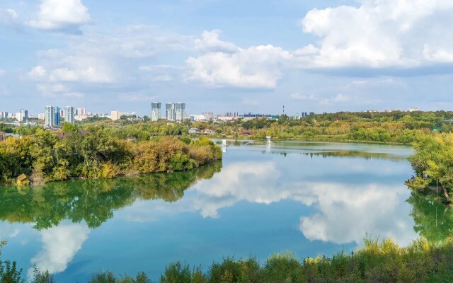 Квартира с Видом на Озеро