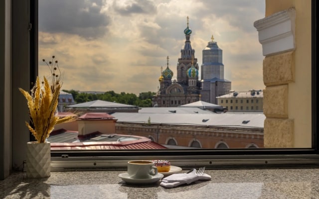 Отель Три Моста