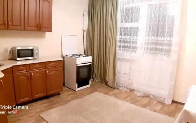 Tryokhkomnatnaya Na Zyabi Apartments