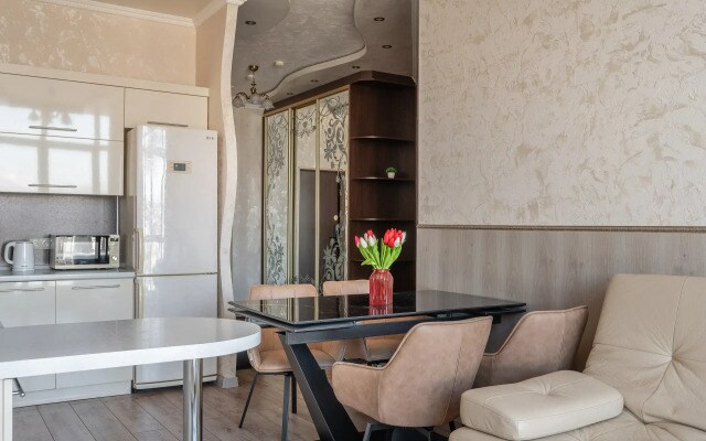 Апартаменты RED APARTMENTS Парус
