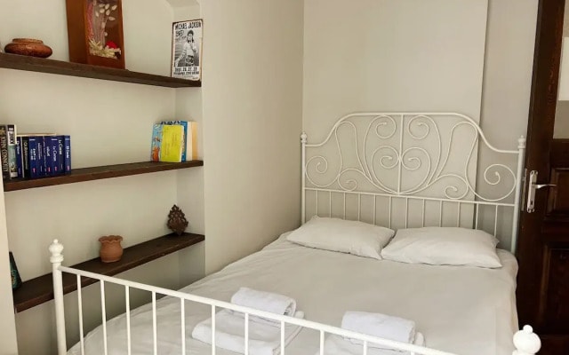 Апартаменты 3 Bedroom with local charm in Galata