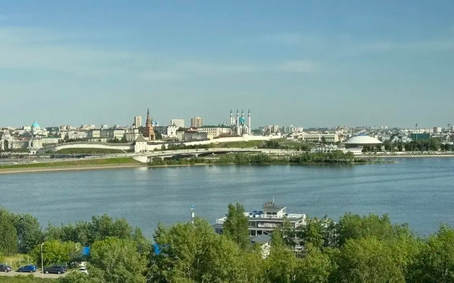 Квартира Большая однушка с видом на Кремль