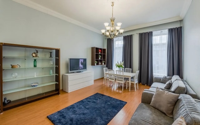 Апартаменты SpbStay на Невском проспекте 66