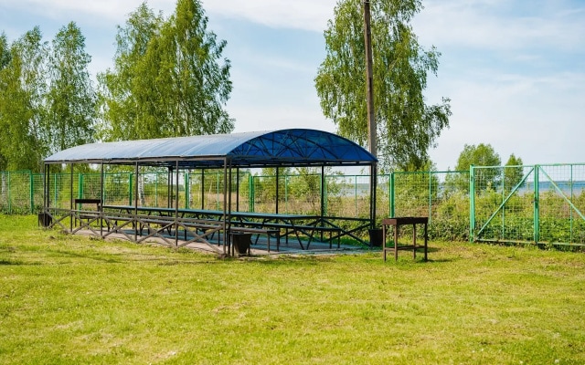 Отель Петровский берег