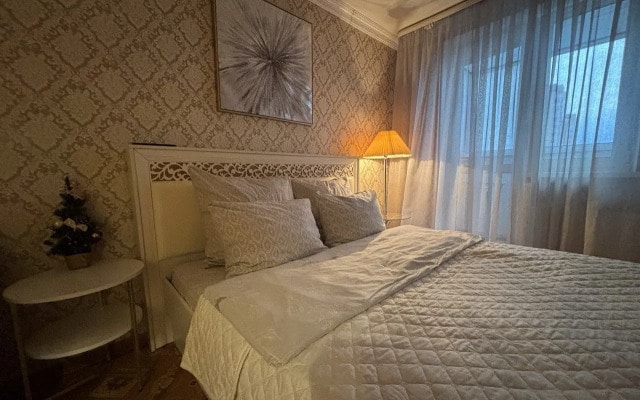 Квартира на Станислава Карнацевича 7