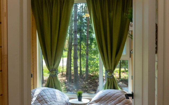 Lanselot Guest House