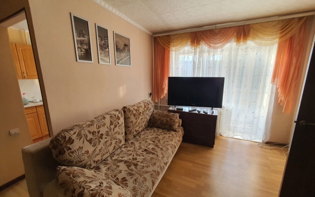 Квартира L.V.Hotels на Фридриха Энгельса 145