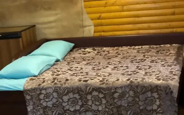 Гостевой дом Коттедж с террасой и бассейном