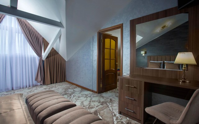 Tes-Hotel Resort & Spa