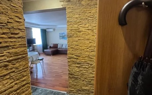 Квартира 2-к. 54,2 м²4 Кровати в Центре Казани