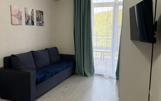 Квартира с Бассейном в ЖК Кипарис 38